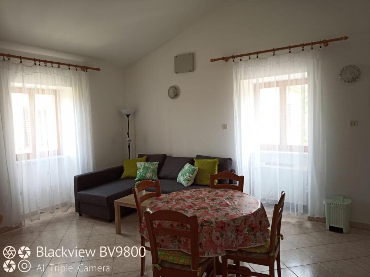 Apartments Vodaric Loznati Đảo Đảo Cres Ngoại thất bức ảnh