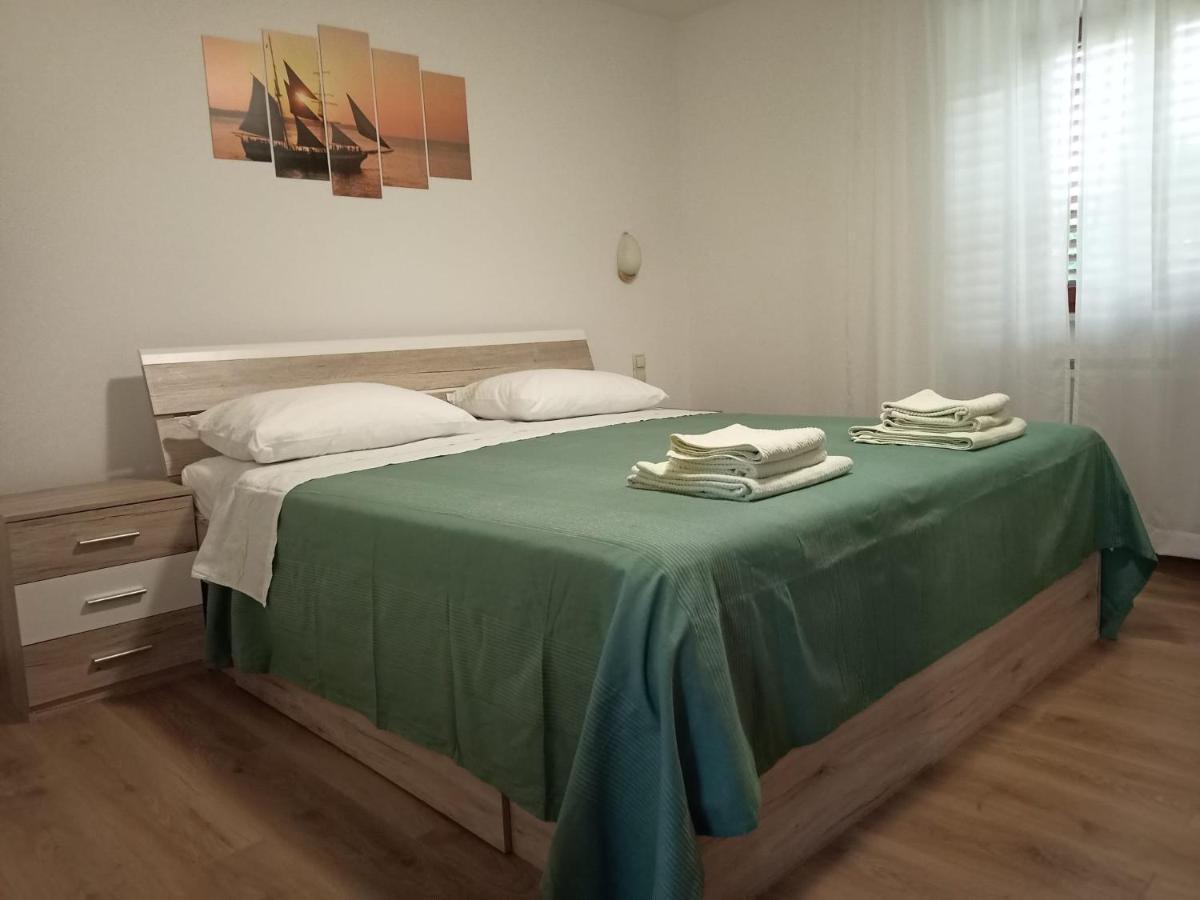 Apartments Vodaric Loznati Đảo Đảo Cres Ngoại thất bức ảnh