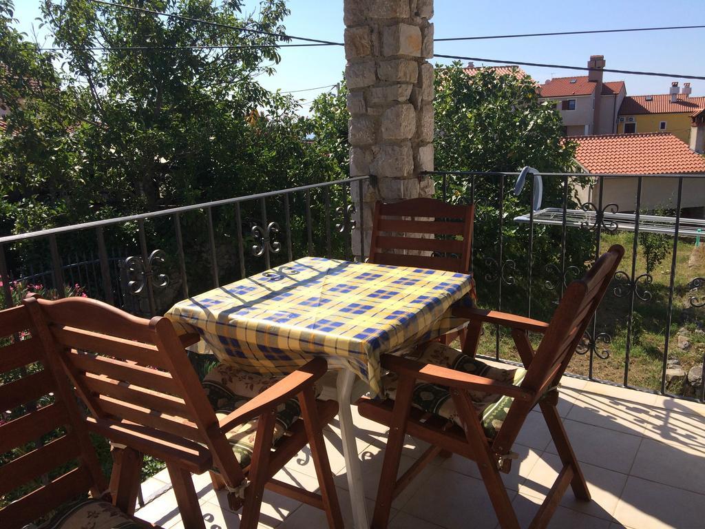 Apartments Vodaric Loznati Đảo Đảo Cres Ngoại thất bức ảnh